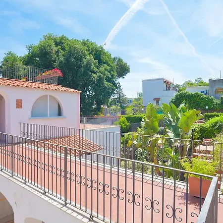 Aegidius 3* Ischia