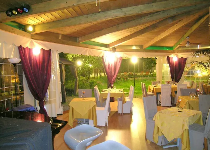 Aegidius 3* Ísquia